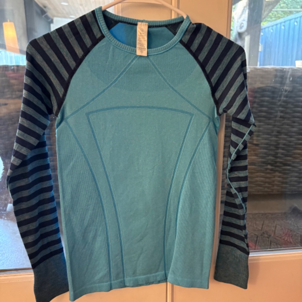 IVIVIVIA TOP SIZE 12